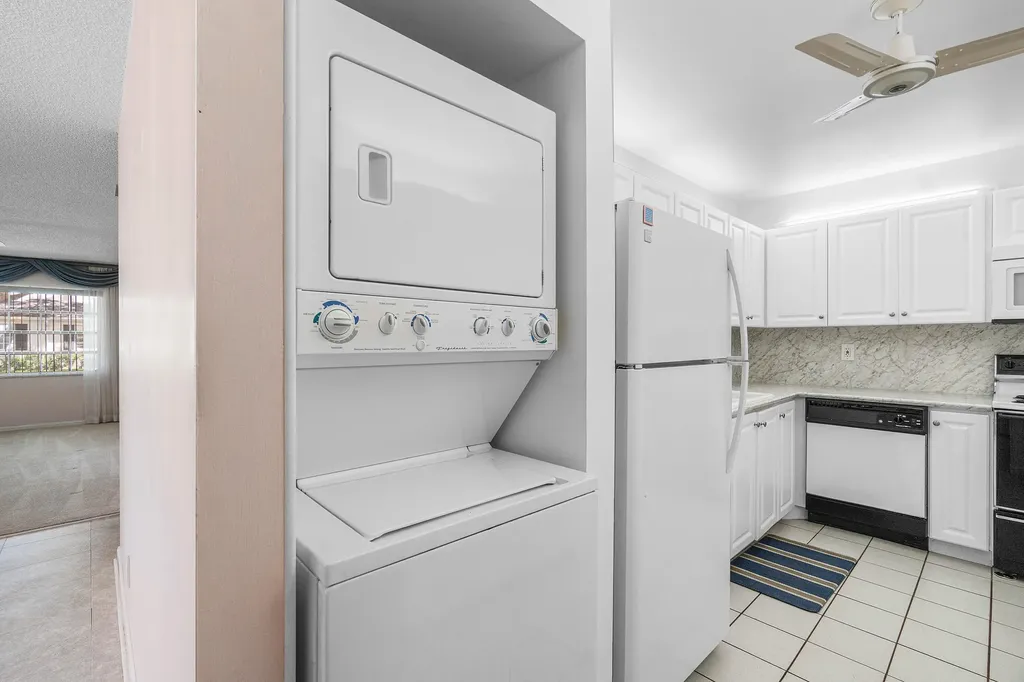 10141 S 41st Drive Boynton Beach FL 33436