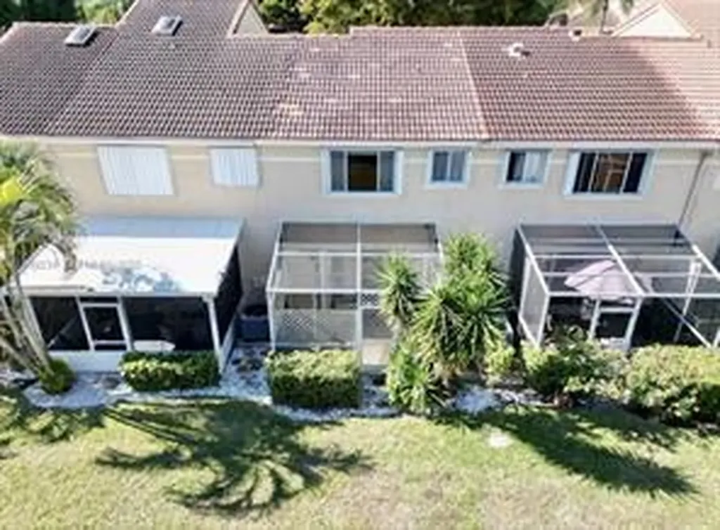 3490 Deer Creek Palladian Circle Deerfield Beach FL 33442