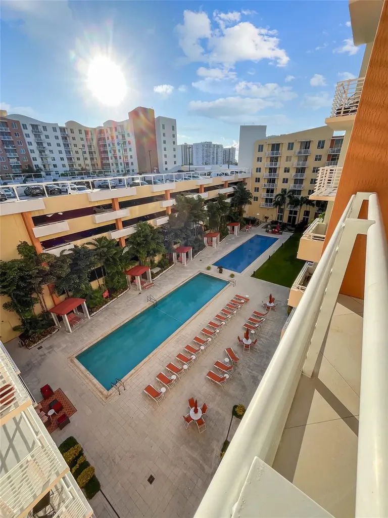 2775 NE 187th Street Aventura FL 33180