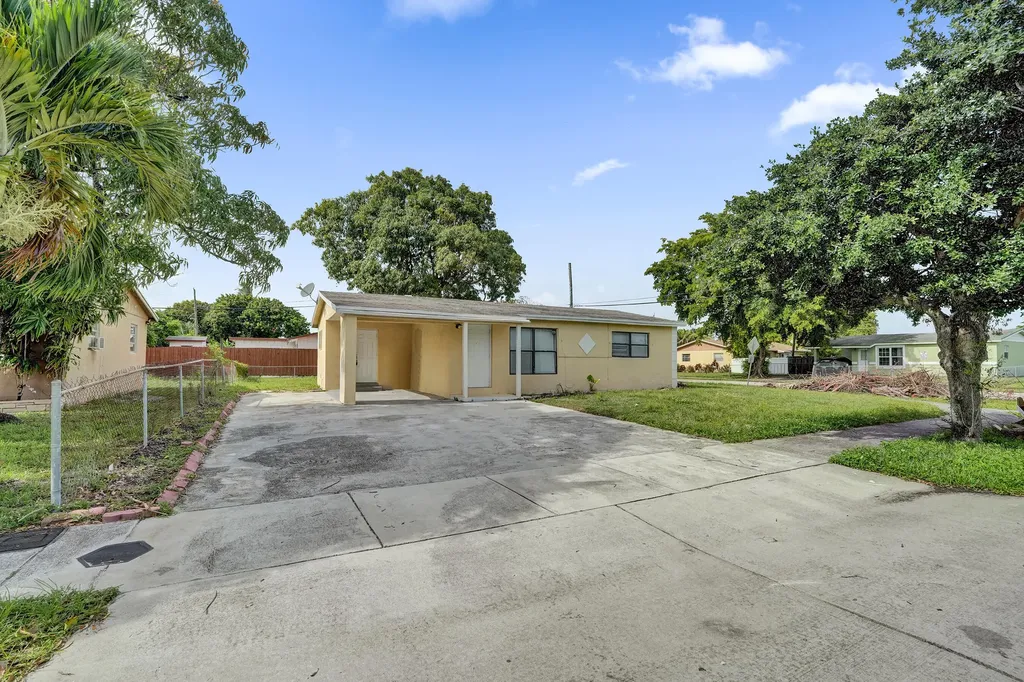 2901 NW 21st Street Fort Lauderdale FL 33311