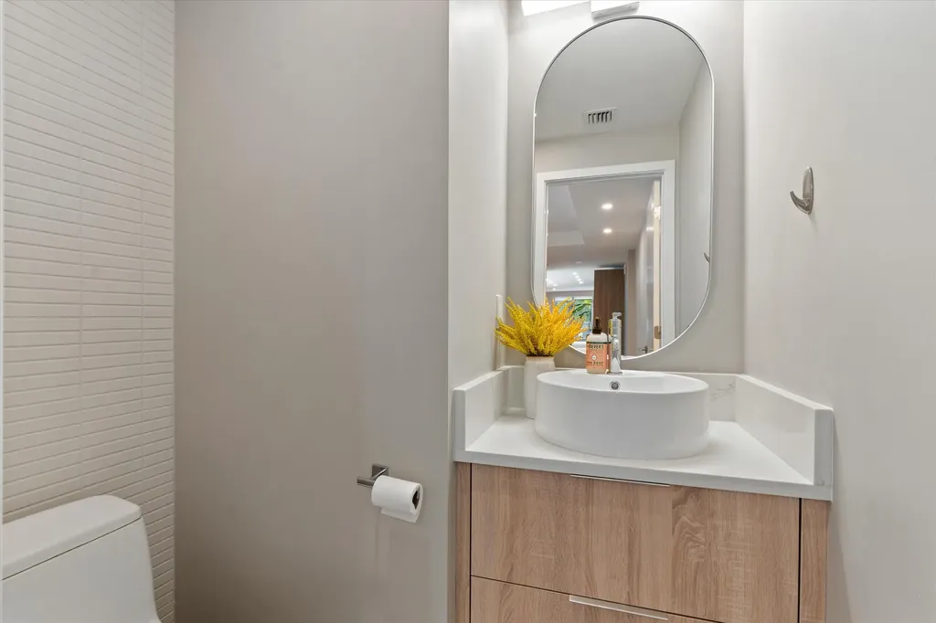 1509 NE 4th Place Fort Lauderdale FL 33301