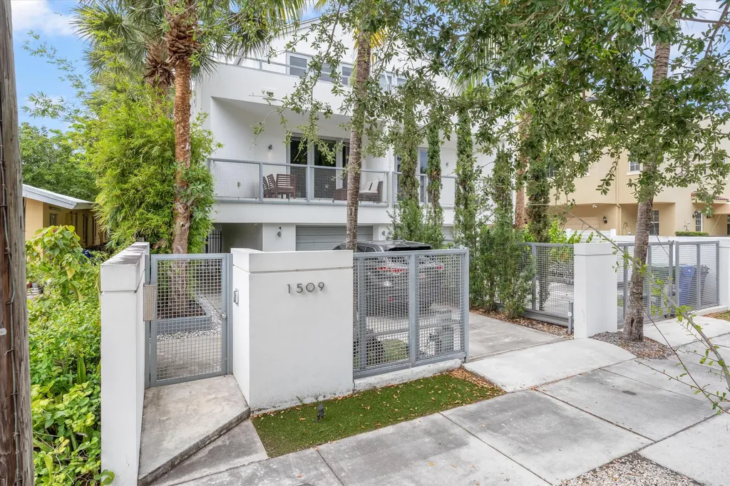 1509 NE 4th Place Fort Lauderdale FL 33301