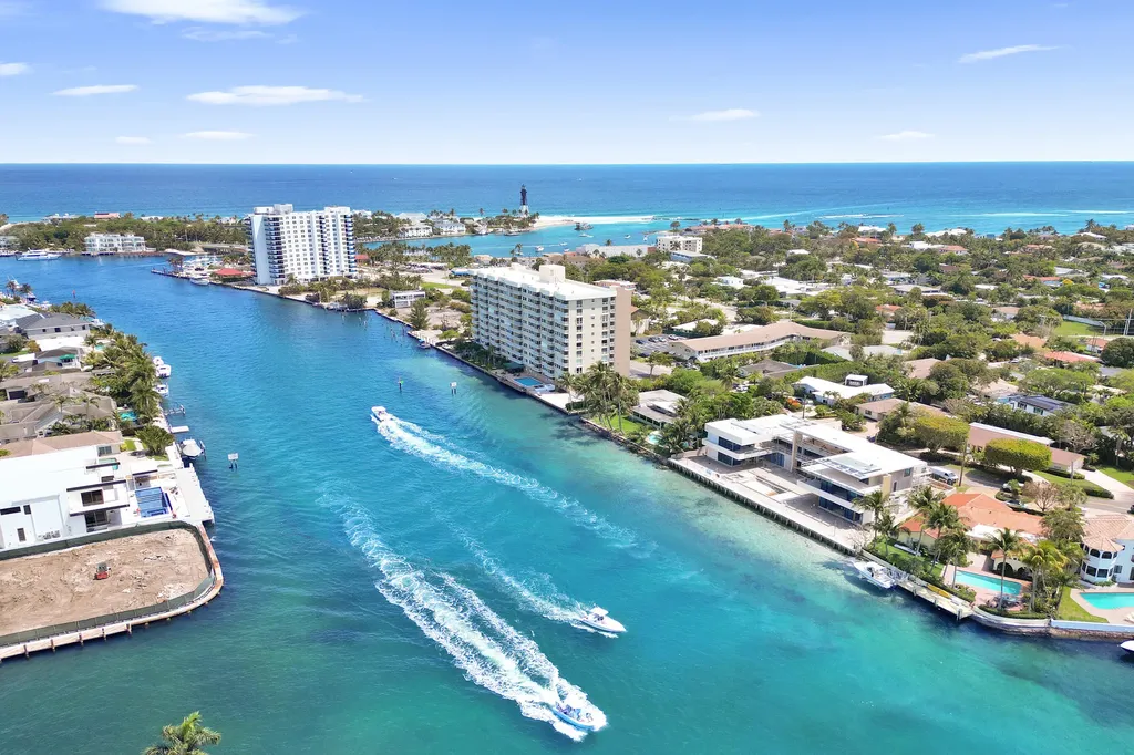 2611 N Riverside Drive Pompano Beach FL 33062