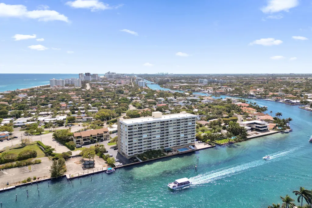 2611 N Riverside Drive Pompano Beach FL 33062