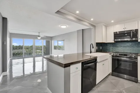 2611 N Riverside Drive Pompano Beach FL 33062