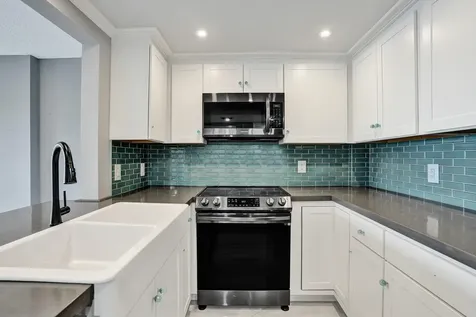 2611 N Riverside Drive Pompano Beach FL 33062