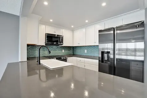 2611 N Riverside Drive Pompano Beach FL 33062