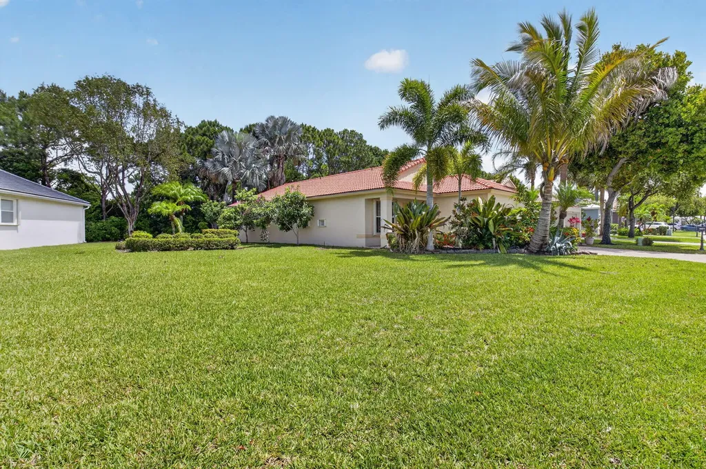 8451 Siciliano Street Boynton Beach FL 33472