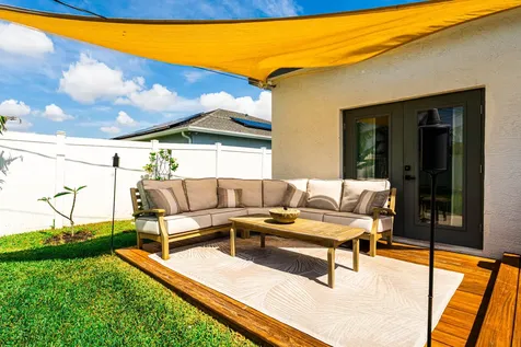 842 NW 9th Avenue Boynton Beach FL 33426