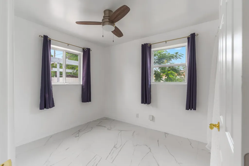 201 NE 28th Court Boynton Beach FL 33435