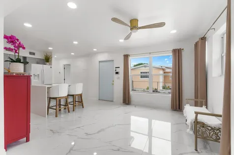 201 NE 28th Court Boynton Beach FL 33435