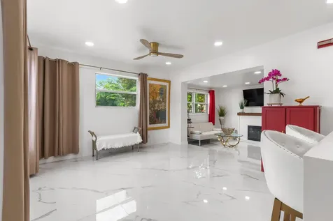 201 NE 28th Court Boynton Beach FL 33435