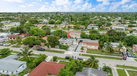 201 NE 28th Court Boynton Beach FL 33435