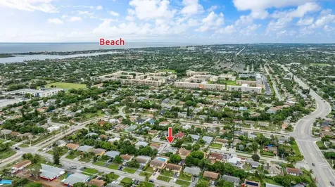 201 NE 28th Court Boynton Beach FL 33435
