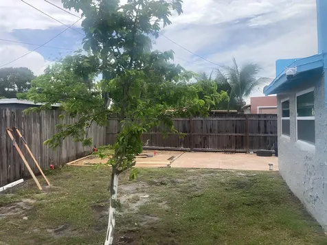 120 NW 4th Avenue Boynton Beach FL 33435