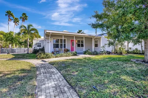 736 Rockland Drive West Palm Beach FL 33405