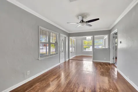 736 Rockland Drive West Palm Beach FL 33405