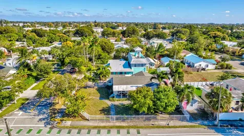 736 Rockland Drive West Palm Beach FL 33405