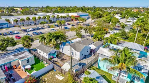 736 Rockland Drive West Palm Beach FL 33405