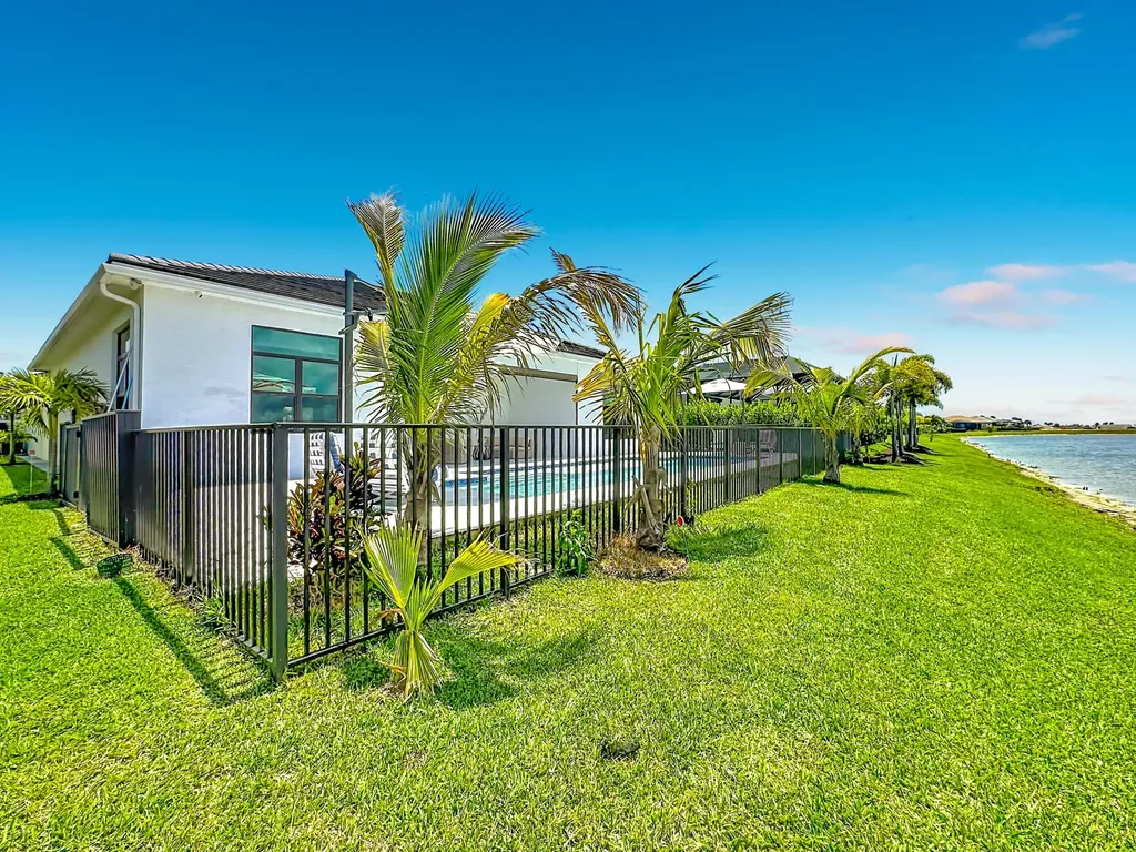 8596 SW Felicita Way Port St Lucie FL 34987