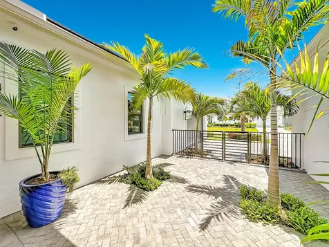 8596 SW Felicita Way Port St Lucie FL 34987