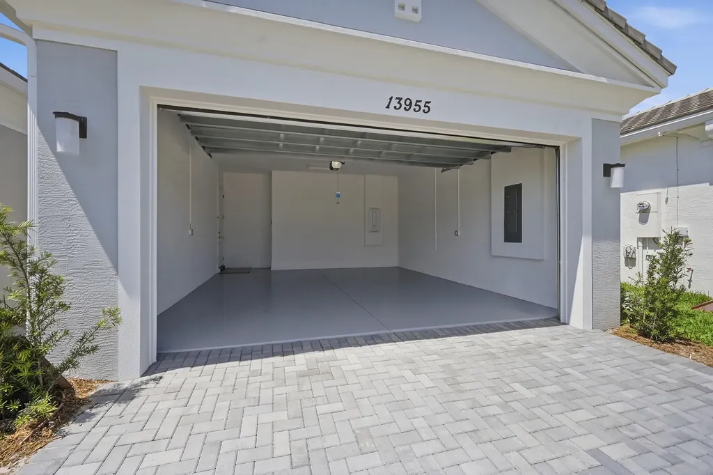 13955 Spruce Pine Drive Westlake FL 33470