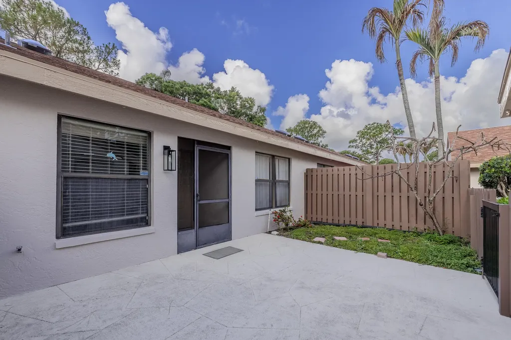2054 SW Silver Pine Way Palm City FL 34990