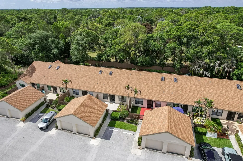 2054 SW Silver Pine Way Palm City FL 34990