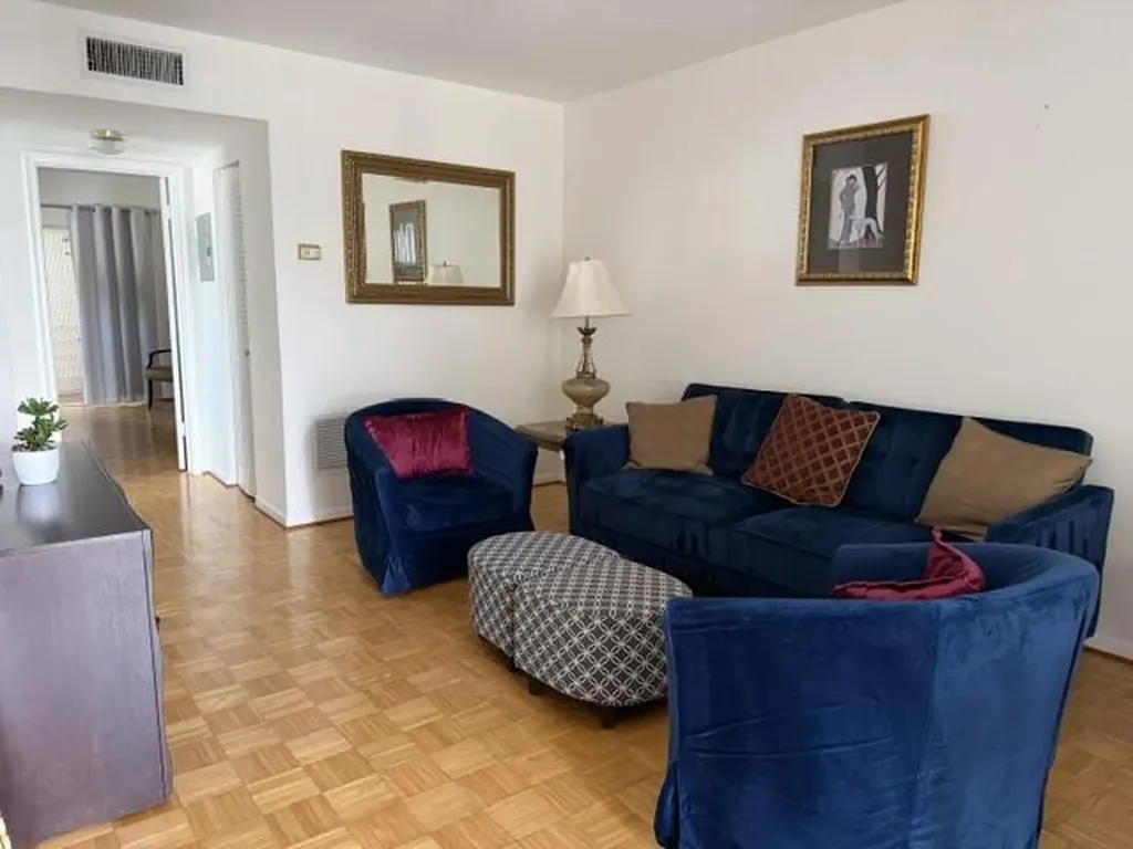 2840 Cynthia Lane Lake Worth Beach FL 33461
