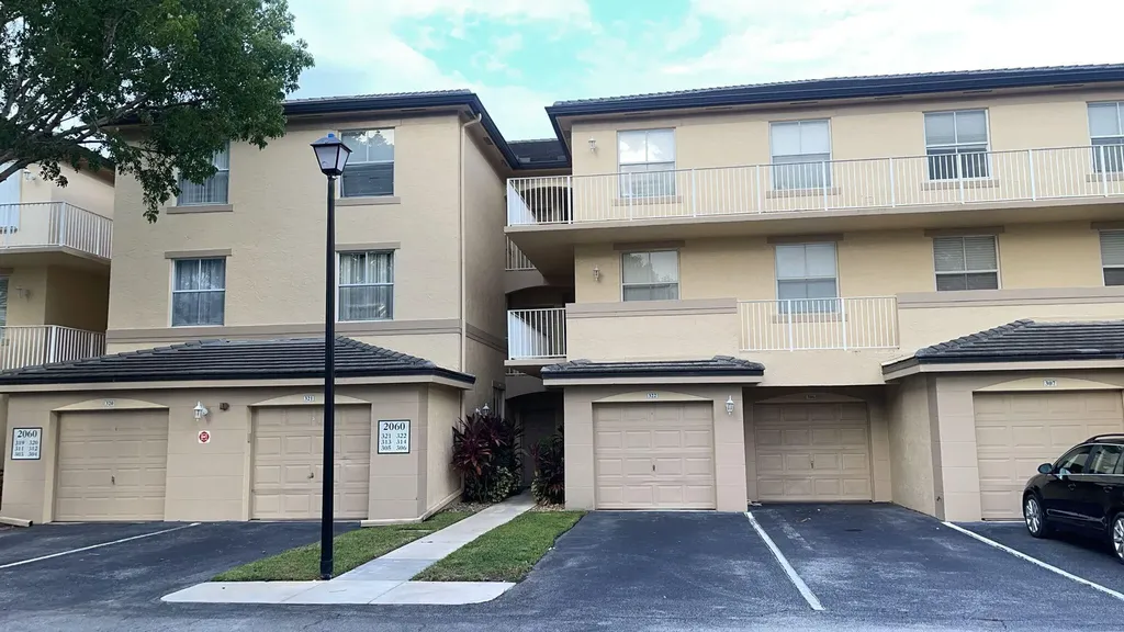 2060 Greenview Shores Boulevard Wellington FL 33414