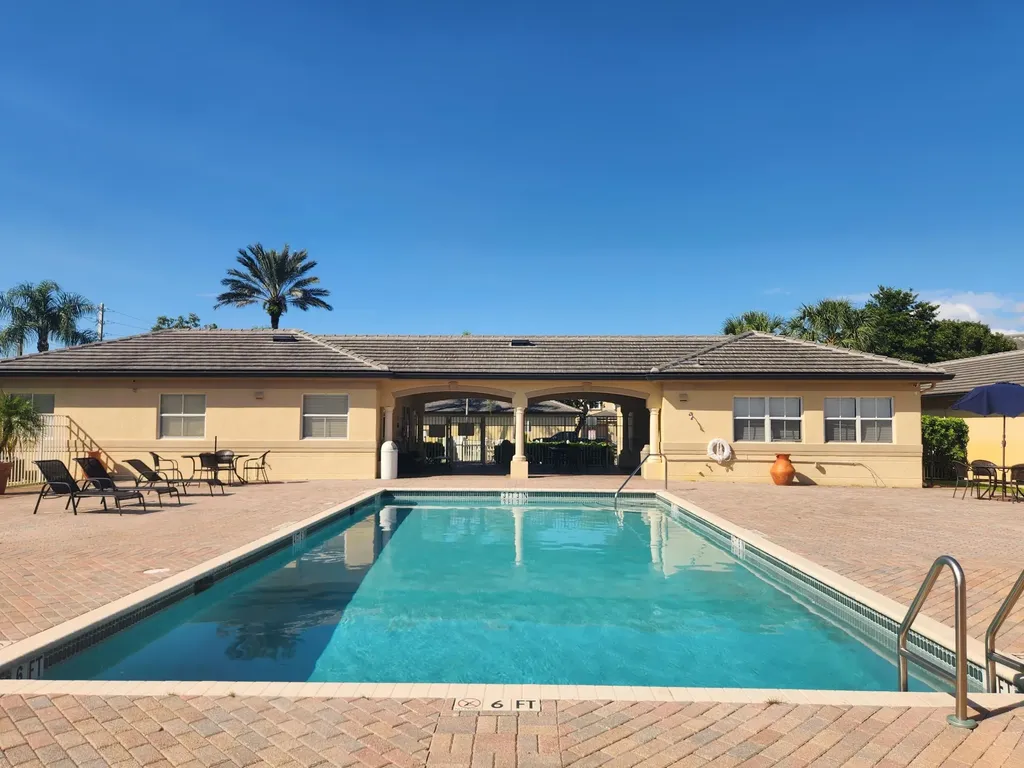 2060 Greenview Shores Boulevard Wellington FL 33414