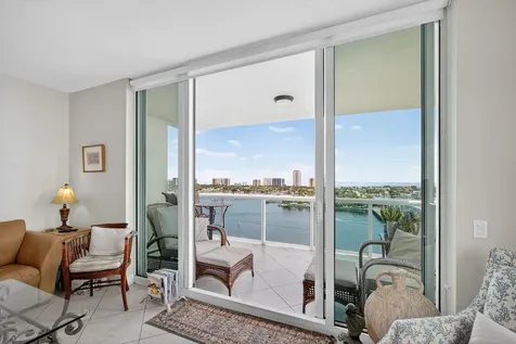 2640 Lake Shore Drive Riviera Beach FL 33404