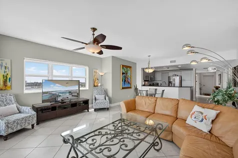 2640 Lake Shore Drive Riviera Beach FL 33404