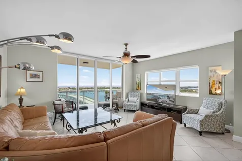2640 Lake Shore Drive Riviera Beach FL 33404