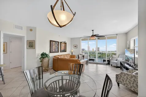 2640 Lake Shore Drive Riviera Beach FL 33404