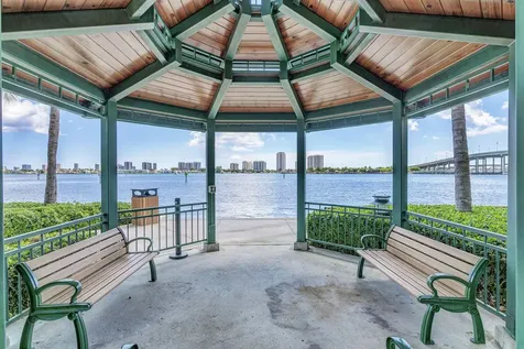 2640 Lake Shore Drive Riviera Beach FL 33404