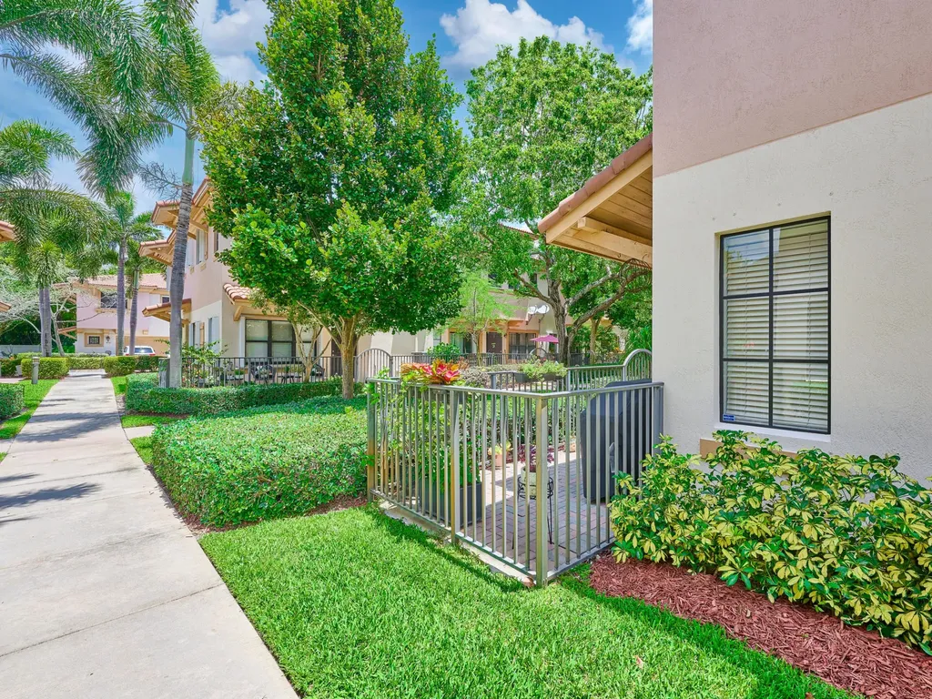 4767 Preserve Street Coconut Creek FL 33073