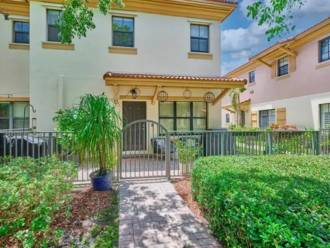 4767 Preserve Street Coconut Creek FL 33073