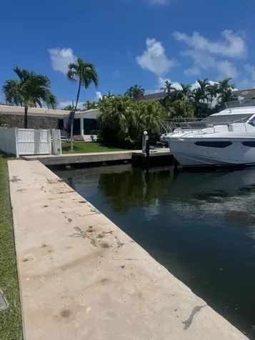 600 Hibiscus Drive Hallandale Beach FL 33009