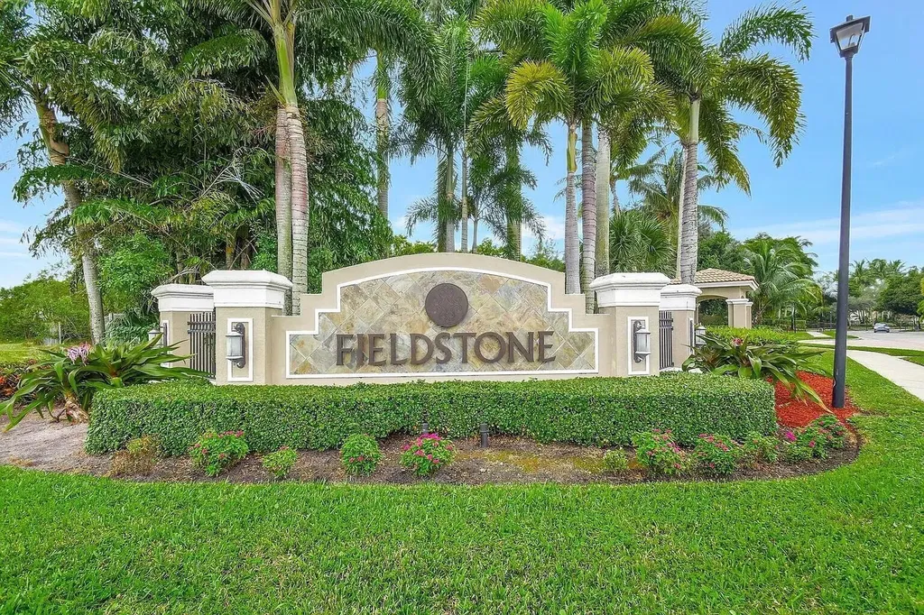 10440 Cypress Lakes Preserve Drive Wellington FL 33449