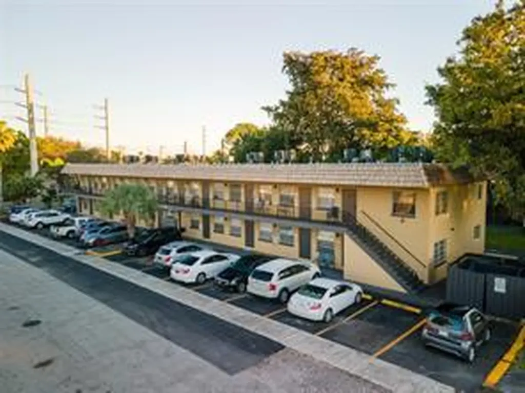 1150 NE 17th Court Fort Lauderdale FL 33305