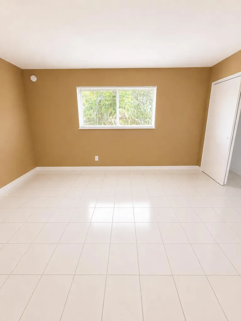 1150 NE 17th Court Fort Lauderdale FL 33305