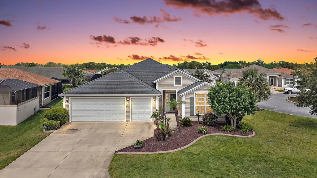 3746 New Moon Avenue The Villages FL 32163