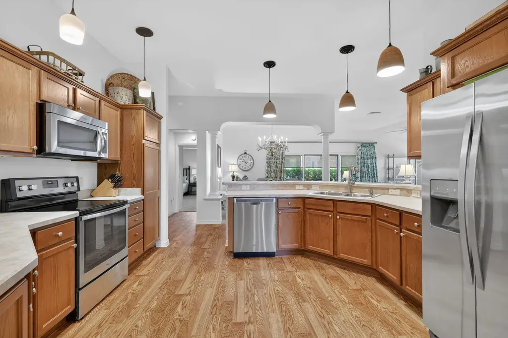 3746 New Moon Avenue The Villages FL 32163