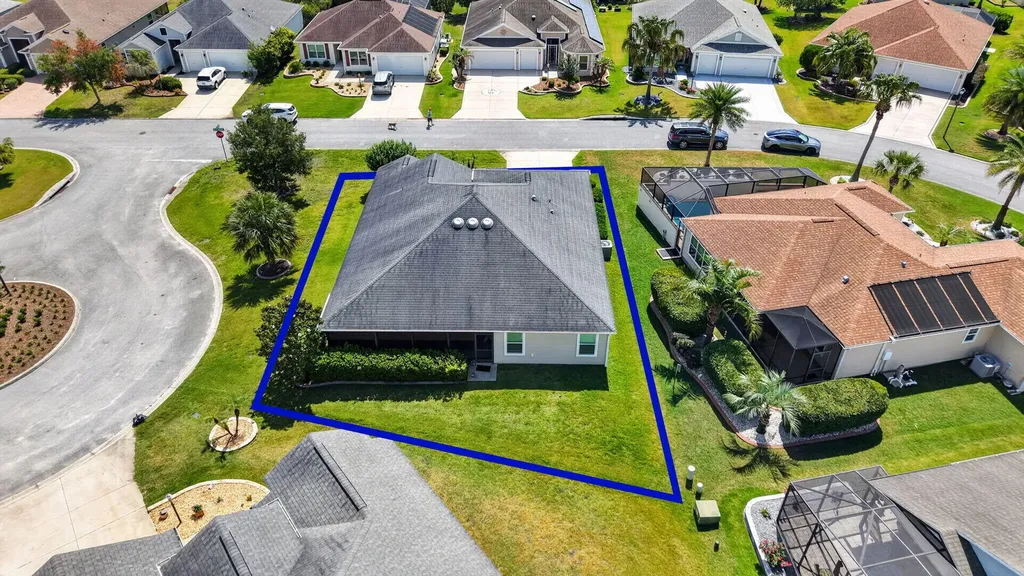 3746 New Moon Avenue The Villages FL 32163