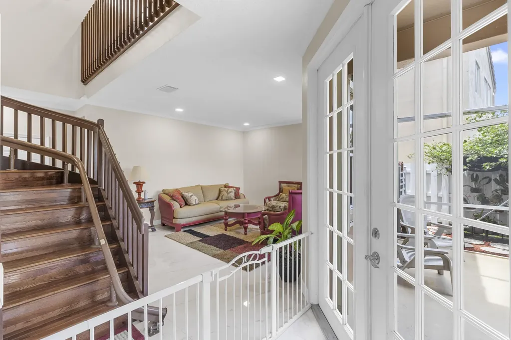 907 Stanton Drive Weston FL 33326