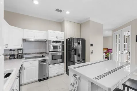 907 Stanton Drive Weston FL 33326
