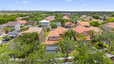 907 Stanton Drive Weston FL 33326