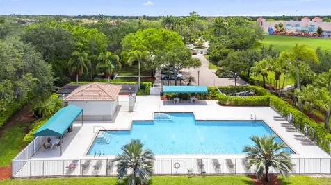 907 Stanton Drive Weston FL 33326
