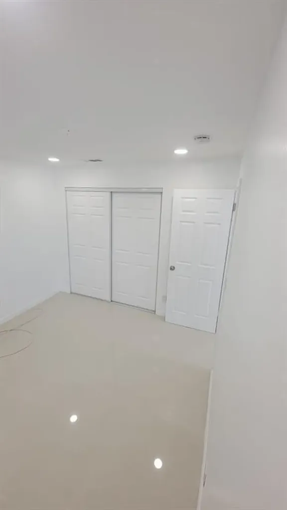 831 NW 14th Way Fort Lauderdale FL 33311